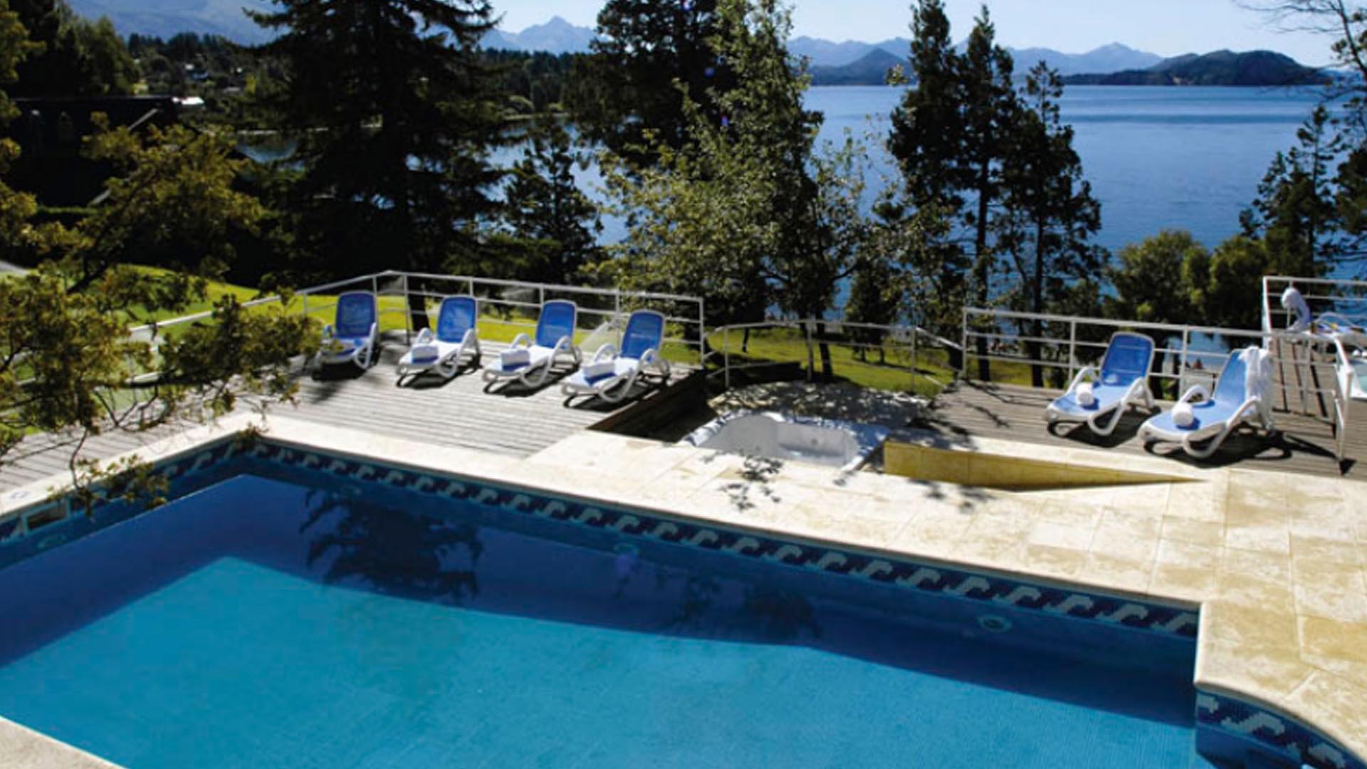 130-Charming Luxury Lodge.jpg